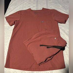 Figs Dusty Rose Scrub men’s joggers set top XS pants S